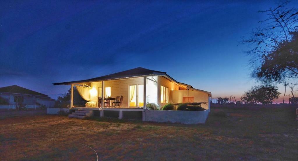 Wera Beach Kadumbul Exteriér fotografie